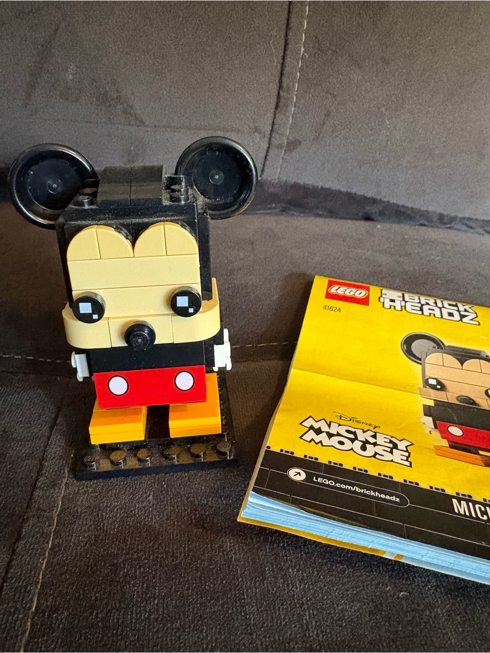 Lego BrickHeadz Mickey Mouse Figure - Black, Red, Yellow, Tan